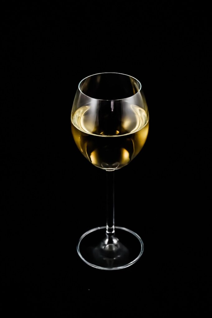 ワインのサブスクで隔月配送できるサービスはどこがある？